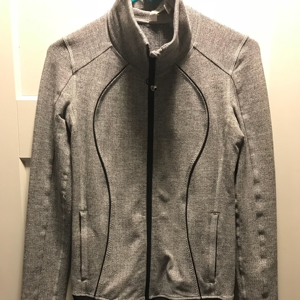 Lululemon grey and black zip up
